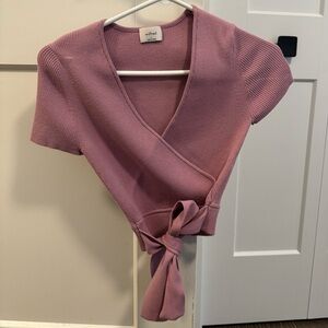 Wilfred Aritzia top in size small